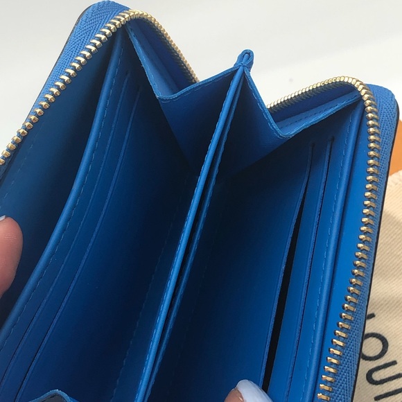 Louis Vuitton limited edition zippy coin purse - Picture 5 of 6